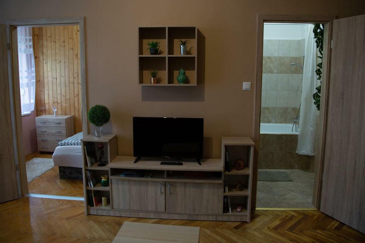 Koroesi Apartman Πετς Εξωτερικό φωτογραφία